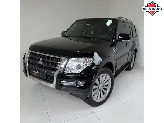 MITSUBISHI PAJERO FULL 3.8 HPE 4X4 V6 24V GASOLINA 4P AUTOMÁTICO MITSUBISHI PAJERO FULL 3.8 HPE 4X4 V6 24V GASOLINA 4P AUTOMÁTICO